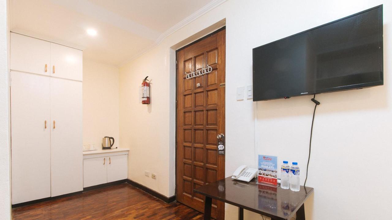 เรดดอร์ซ พรีเมียม ใกล้กรีนเบลท์ มากาตี - พนักงานฉีดวัคซีนแล้ว Hotel Makati City ภายนอก รูปภาพ